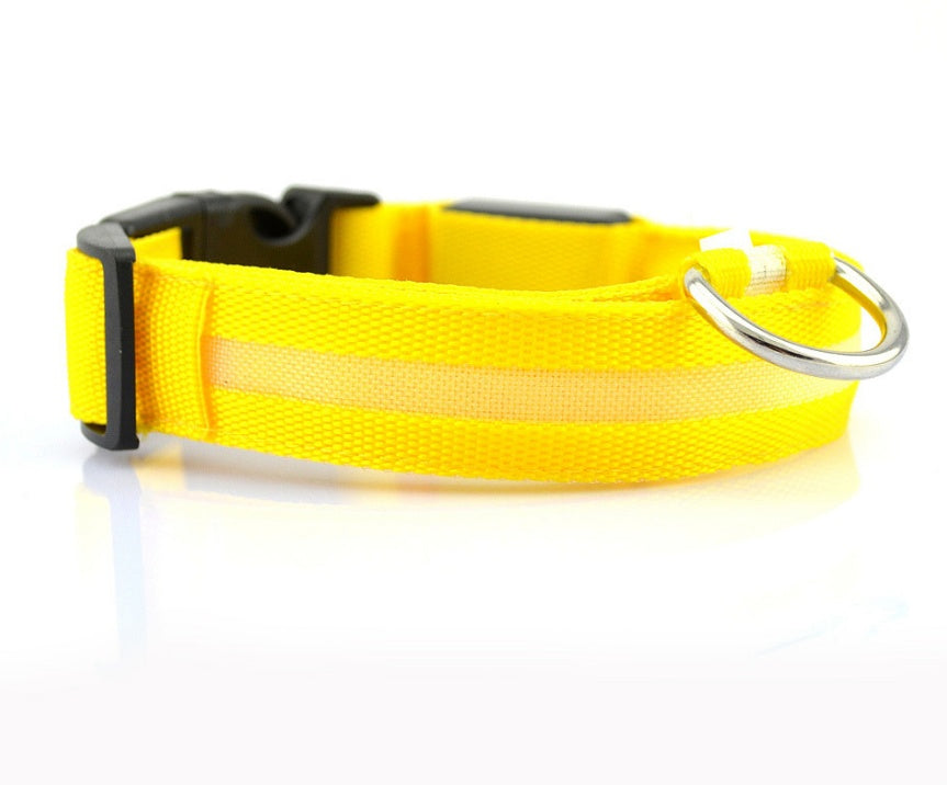 LED Glow-in-the-Dark Nylon Pet Collar – Adjustable & Flashing for Night Safety